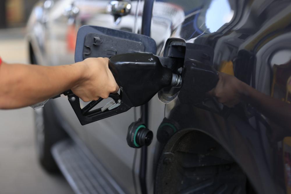 Combustibles bajan hasta Q9.10 por galón en Xela
