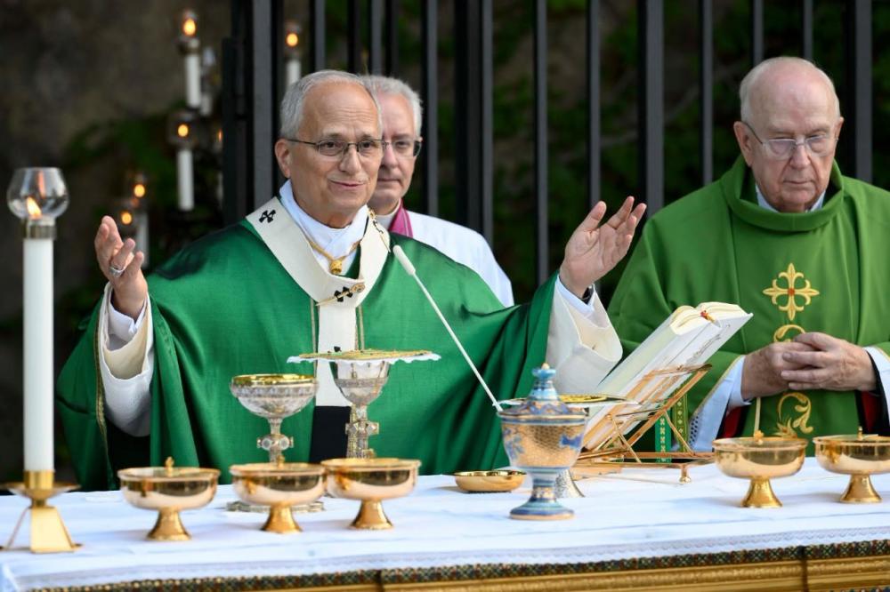 Papa León XIV evoluciona favorablemente tras cirugía pulmonar