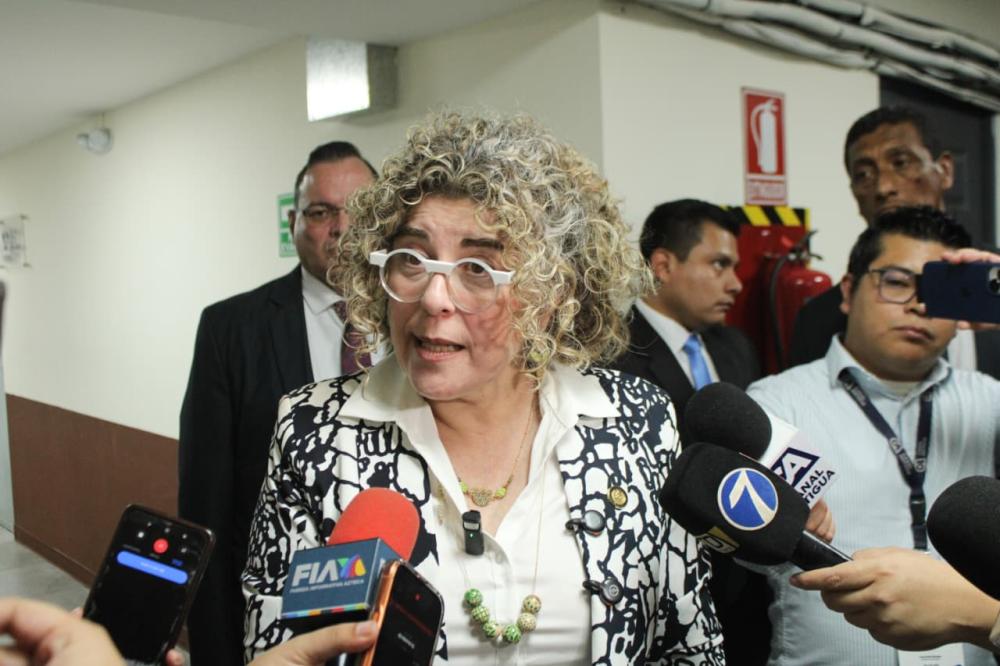 Gobierno anunciaría medidas por alza de combustibles