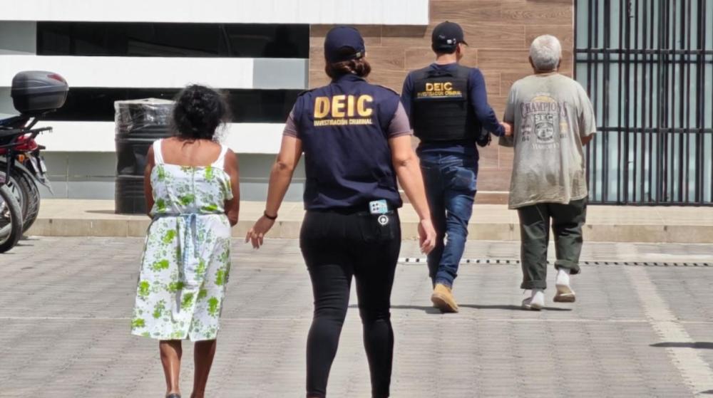 Capturan a pareja señalada de trata de personas en Coatepeque