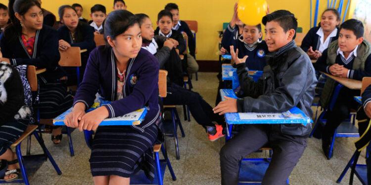 Becas de inglés recibirán solicitudes del 13 al 15 de octubre