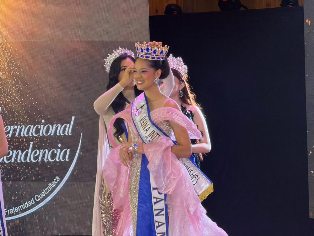 Panamá gana Reina Internacional de las Fiestas de Independencia 