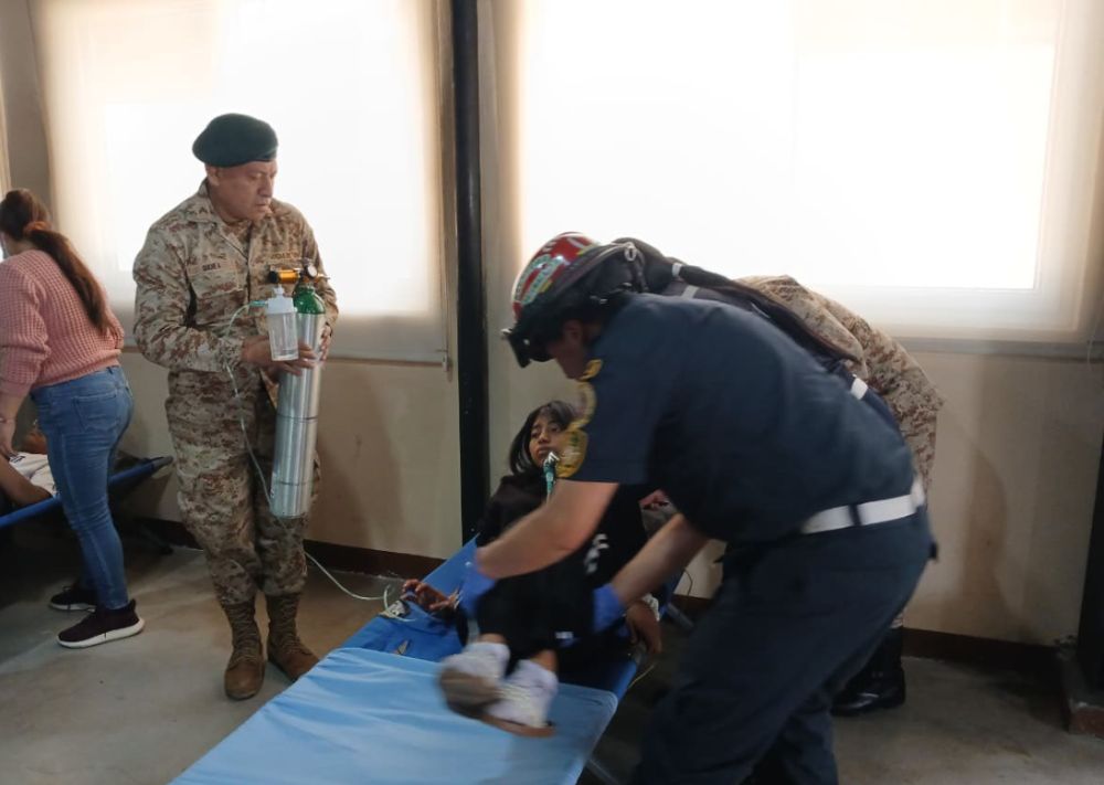 Ocho estudiantes continúan en observación tras intoxicación