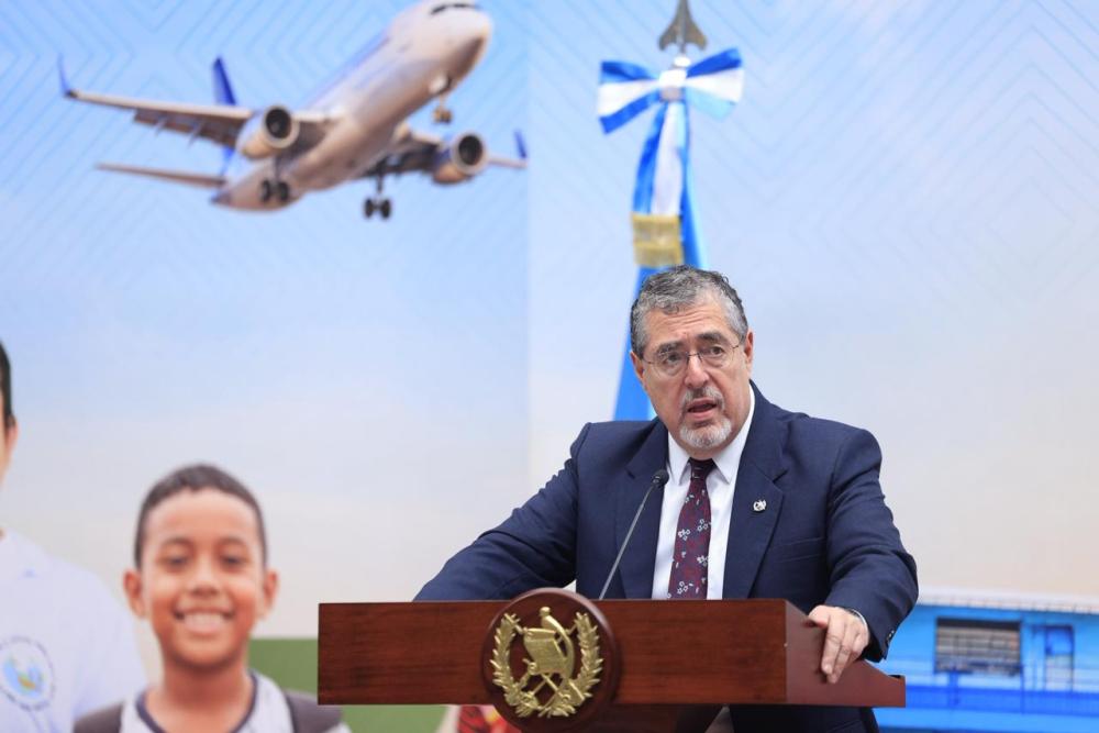 Bernardo Arévalo visitará hoy el Parque a Benito Juárez en Xela 