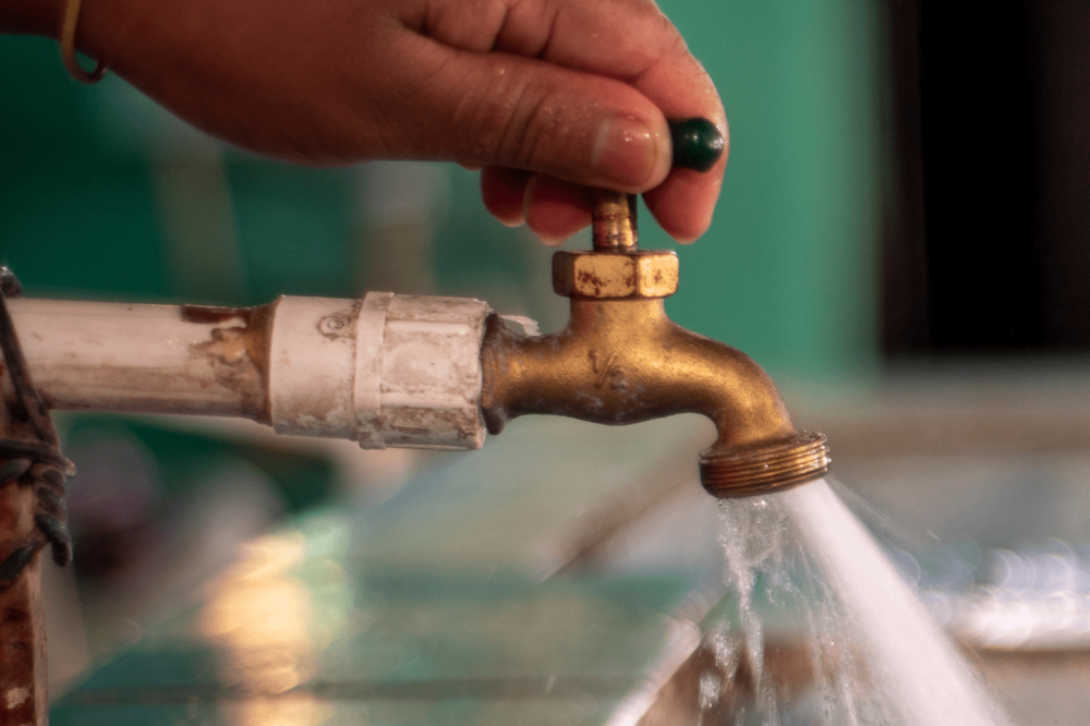 EMAX anuncia interrupción del servicio de agua este miércoles
