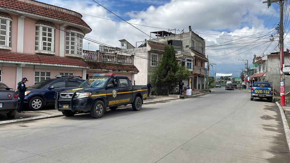 Allanan inmueble en seguimiento al asesinato del niño Jhonatan en Xela