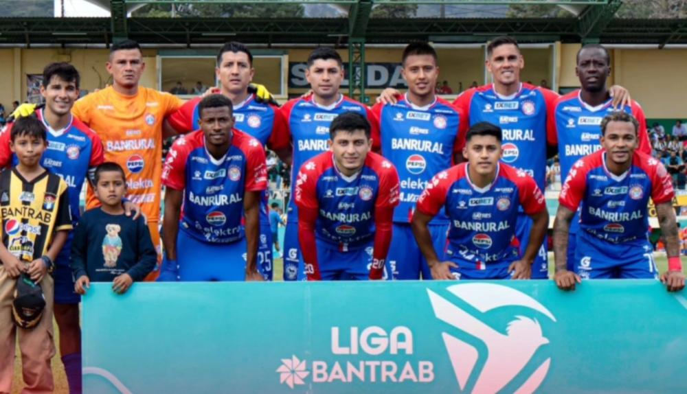 Xelajú MC se mantiene cerca del líder en el Clausura 2026 